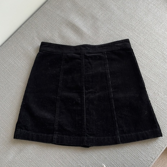 H&M Mini corduroy skirt NWT - Picture 4 of 4